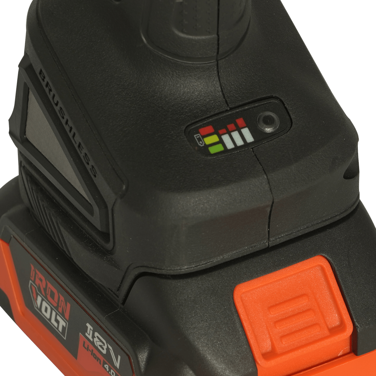 Amoladora Angular A Batería Brushless 18V 115mm 4 1/2" 8500 RPM + 2 Baterías 4Ah + Cargador + 2 Discos + Maletín AML115-9BK - Lusqtoff