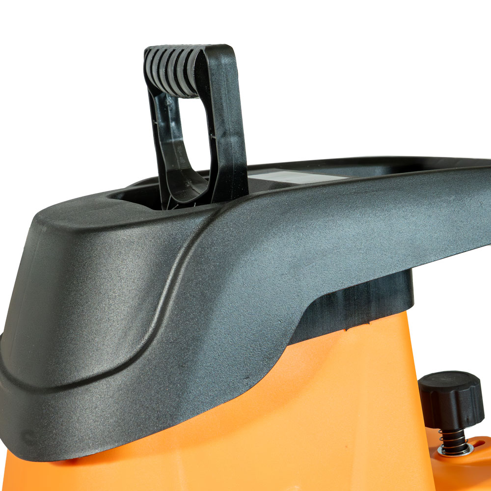 Chipeadora Trituradora Ramas Eléctrica 2500W Chipeado 45mm Bolsa 45L Motor Inducción IPX4 + Empujador CHE45L-8 - Lusqtoff