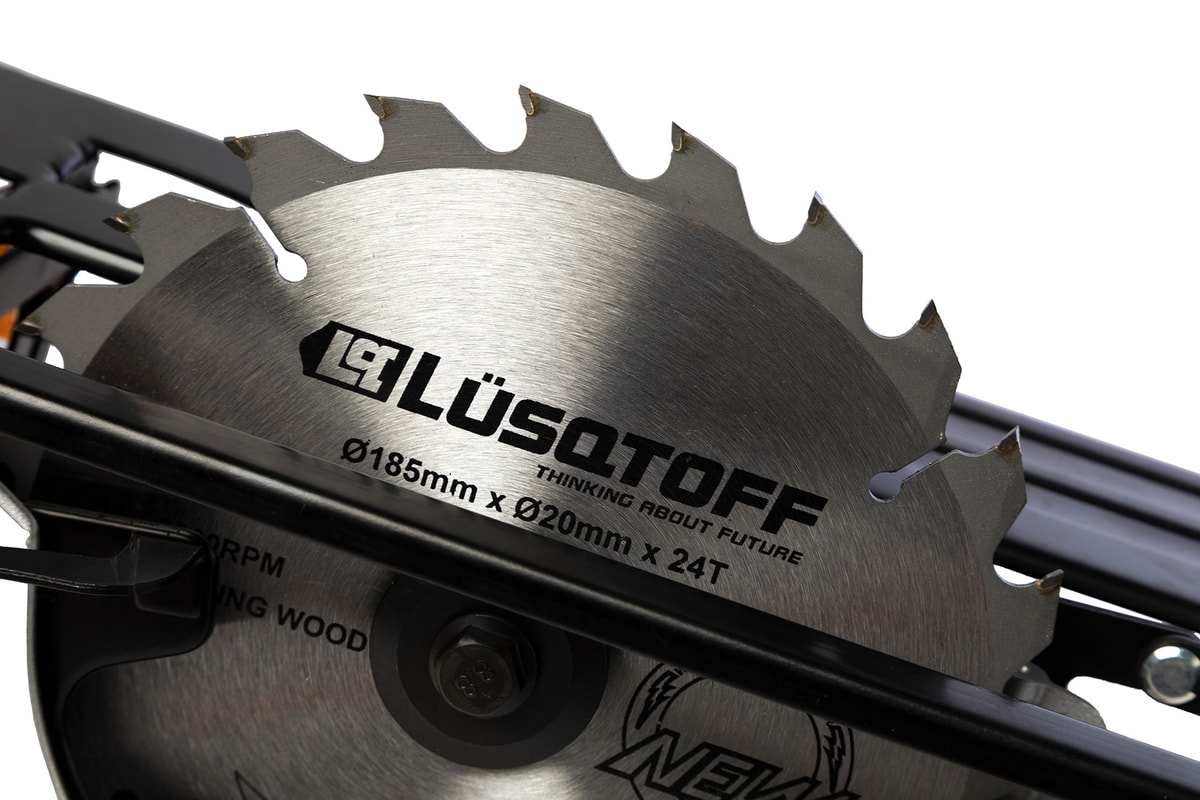 Sierra Circular 1500W 185mm 7 1/4" Corte 63.5mm 5500 RPM + Hoja 24 Dientes + Guía Paralela CSL1500-8 - Lusqtoff