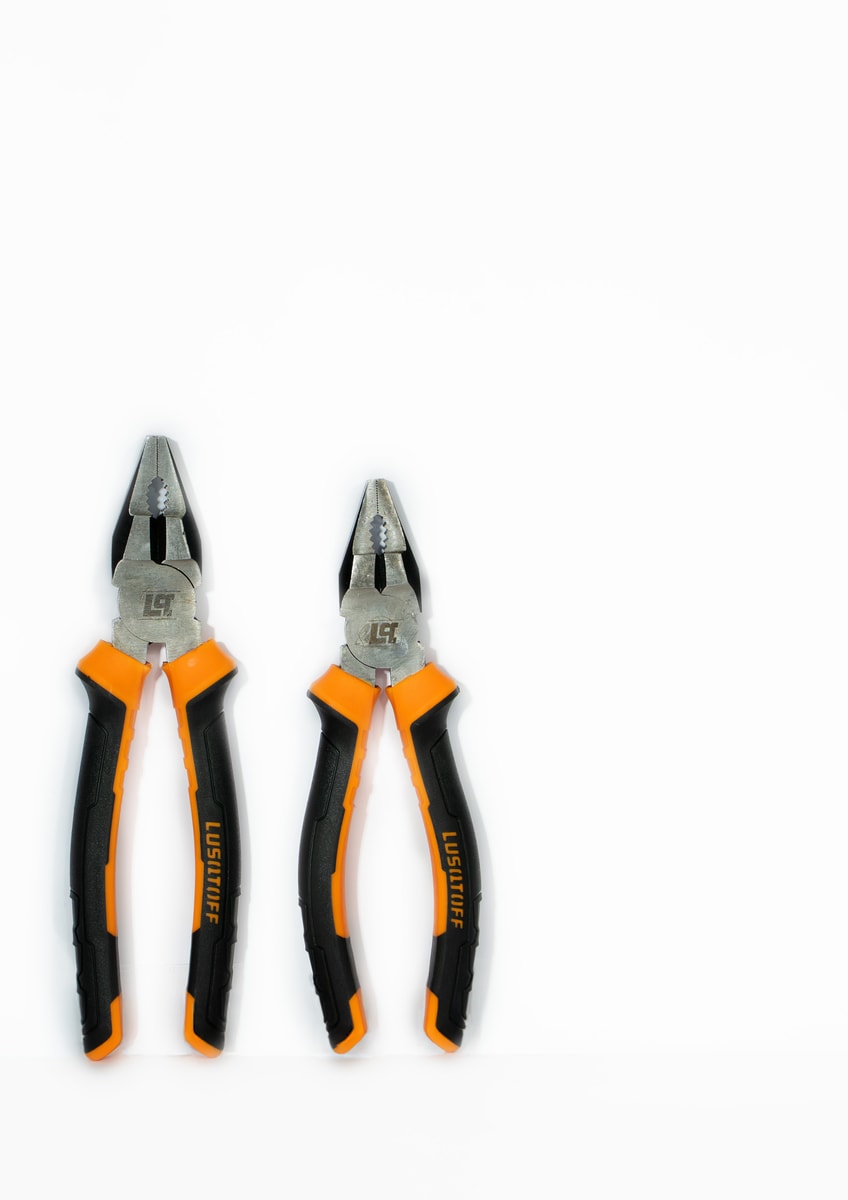 Pinza Universal 8" (200mm) L4010 - Lüsqtoff