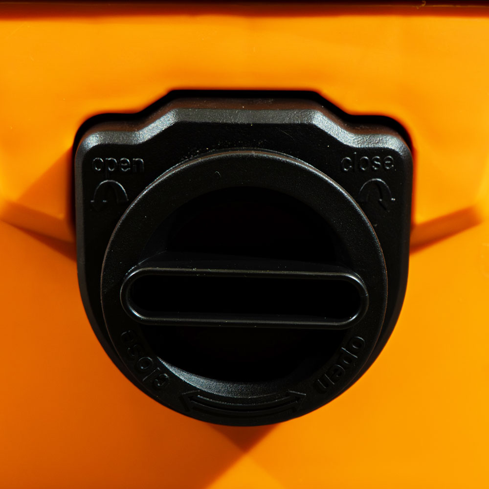 Aspiradora Eléctrica Polvo y Líquidos 1600w 30l LA-3000 - Lusqtoff