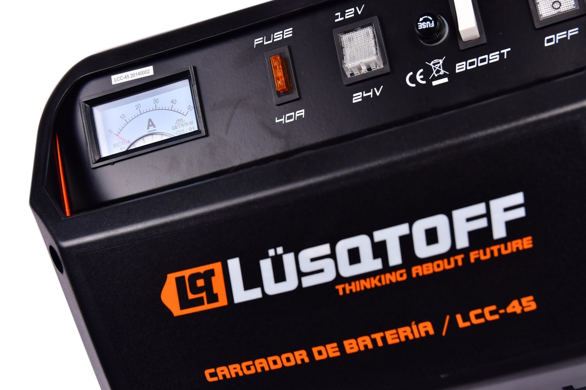 Cargador Batería Inteligente 12/24V 30A 120/300Ah LCC-45 - Lusqtoff