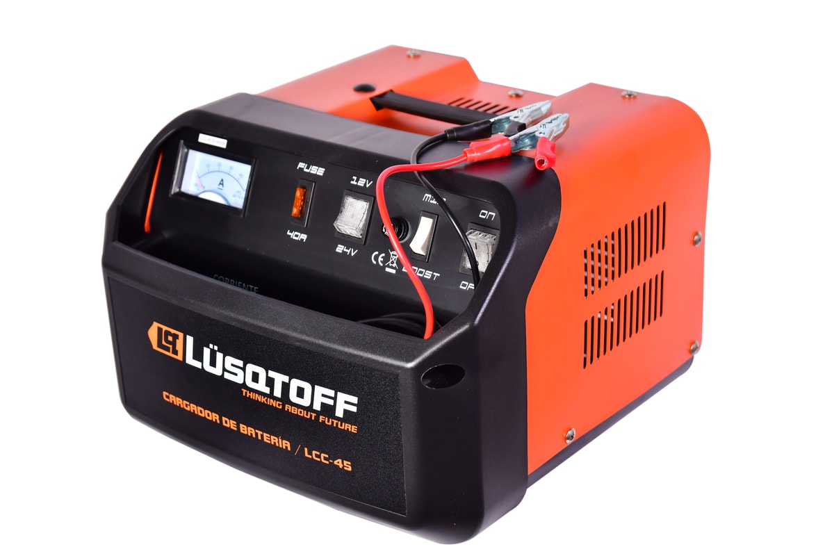 Cargador Arrancador De Batería 30A 12/24V LCC-45 - Lusqtoff