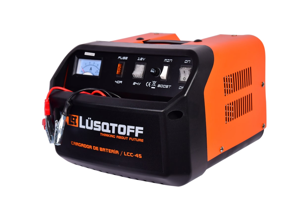Cargador Batería Inteligente 12/24V 30A 120/300Ah LCC-45 - Lusqtoff