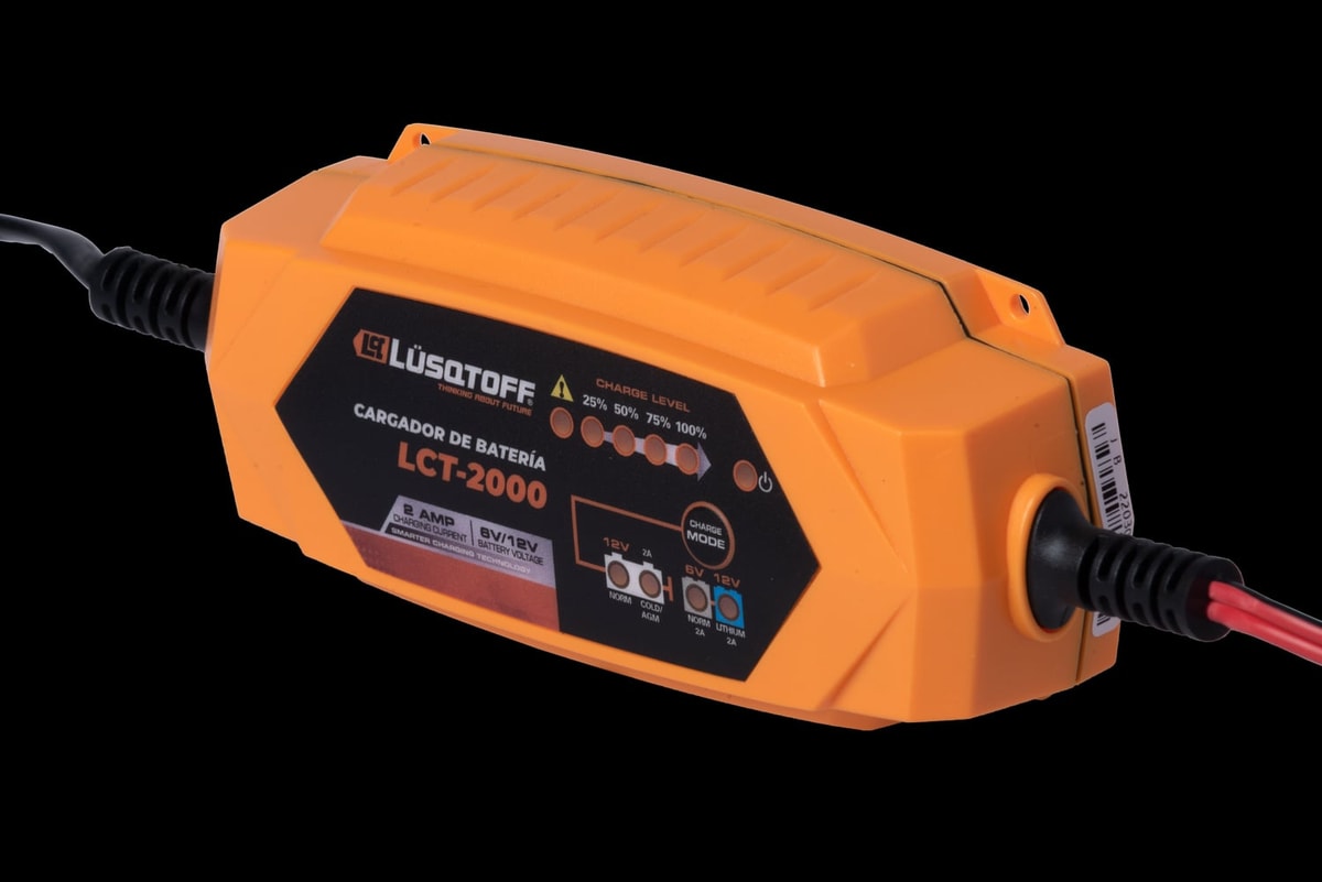 Cargador De Batería Inteligente 12V 35W LCT-2000 - Lusqtoff