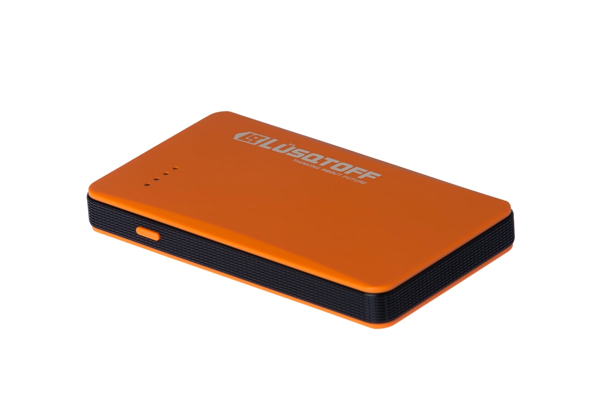 Arrancador Batería Portátil 12V 150A Pico 300A Power Bank 6000mAh + Pinzas + Cargador PB-100 - Lusqtoff