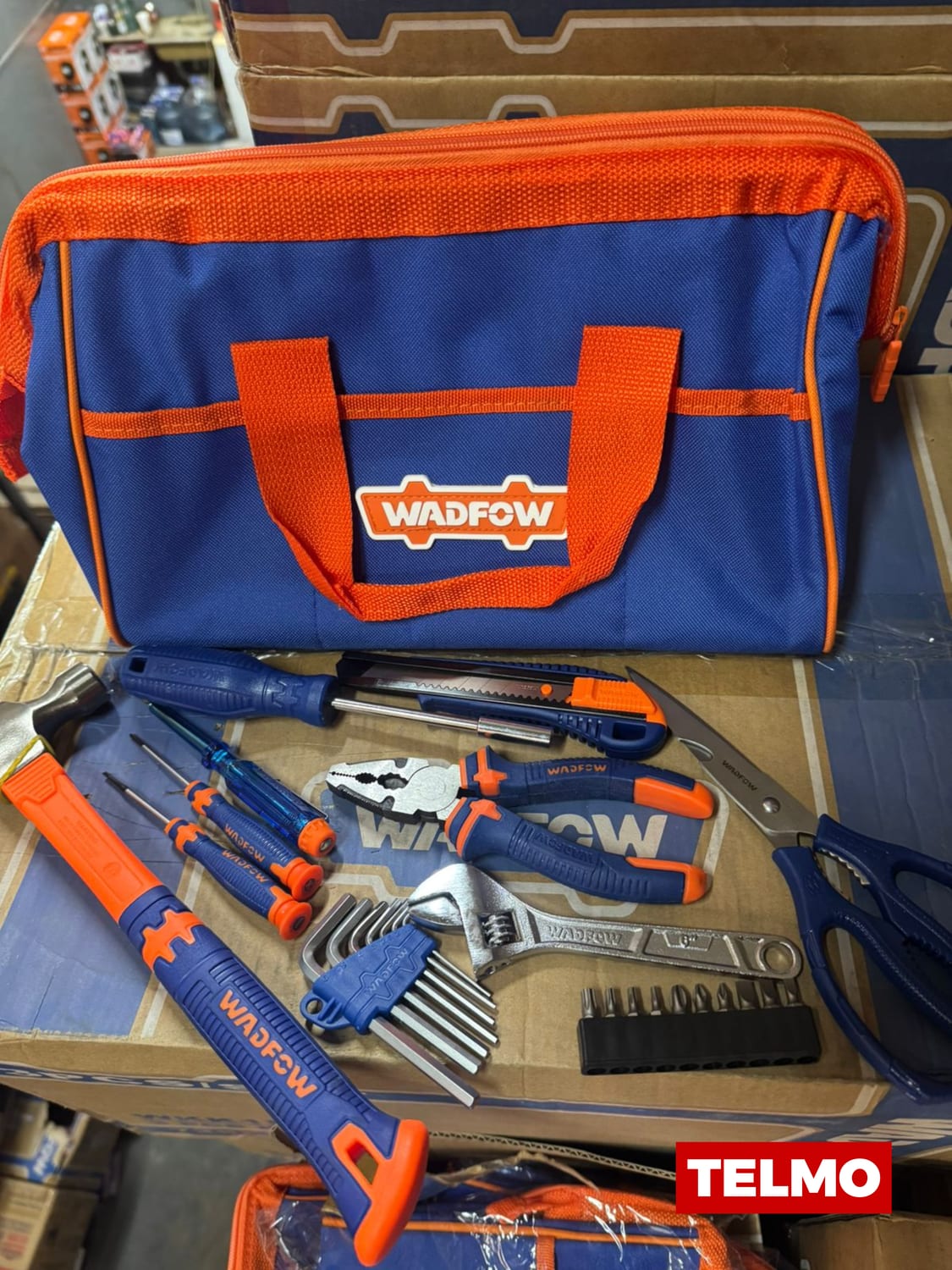 Set Herramientas Manuales + Bolso 13" 28 Piezas WHS1M28 - Wadfow, foto real